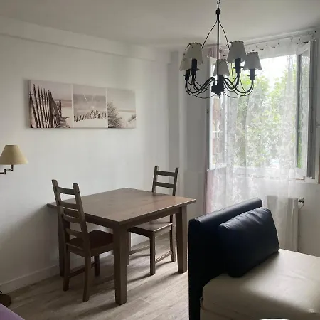 2/3 Personnes A 10 Minutes De Contis Saint-Julien-en-Born