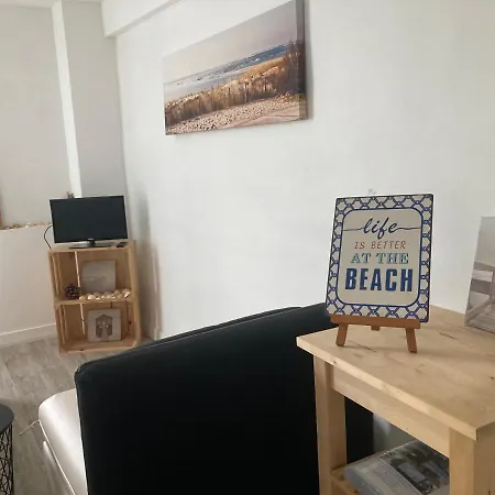 2/3 Personnes à 10 Minutes De Contis *